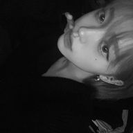 ︎ ︎ ︎ ︎ ︎ ︎ ︎ ︎ ︎ ︎麗蘭 .さんのアイコン画像