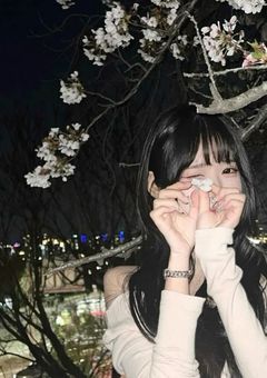 隣人が“推し”の夢が現実に 。