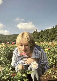 兄からの愛、受け止めきれません 。