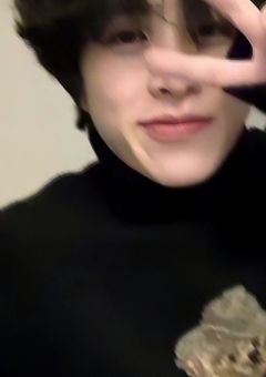 お前ら距離が近いって。