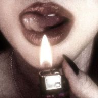 sloveaꕥ𓍯𓂃さんのアイコン画像