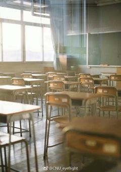 幻想郷で教鞭を振います。