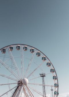 道案内の相手は推しでした