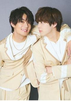 私が好きになった人は生徒会長と副会長でした