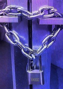 “女の子”に憧れる殺し屋。