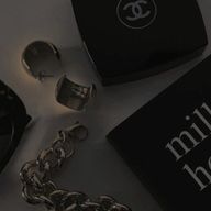 月海るいさんのアイコン画像