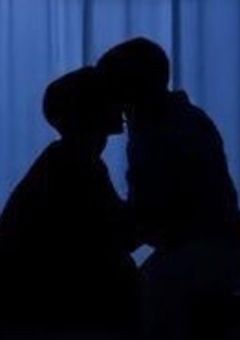 学校一有名なバカップル、付き合ってませんでした。