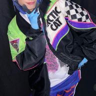 ごはん🧸（旧にじ）さんのアイコン画像