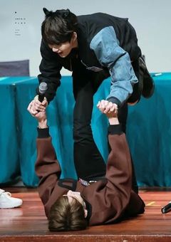 𝓗𝓪𝓷𝓷𝓲𝓡𝓪𝓫𝓫𝓾𝓽𝓼