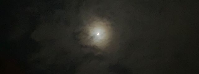 苺琉美さんの壁紙画像