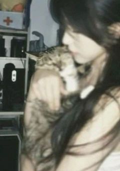 不法侵入してしまっただけなんです　.