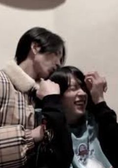 生意気にゃんこ　.