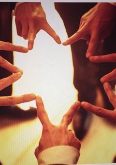 神秘さんの彼女さんは元気さんの妹さん