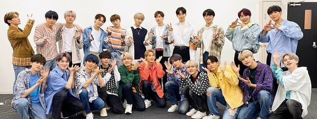 💛🩵あすか️🩵💙さんの壁紙画像