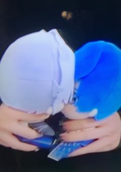 透明のガラスの家にきたらめちゃくちゃ恥ずかしいことになりました。