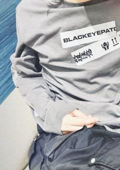 バックステージで愛してね 。