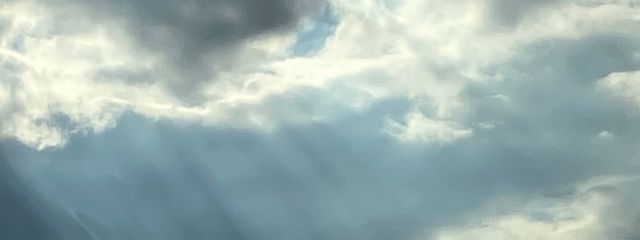 咲花れいあさんの壁紙画像