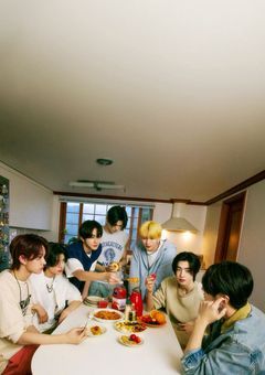 アイドルに拾われました