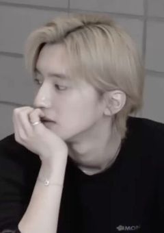 君にしか懐かない 。