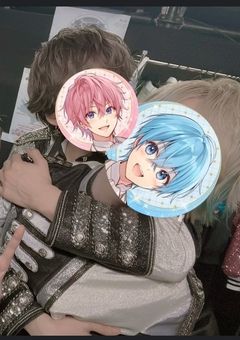 王は愛してる水色のあの子を側室にも王妃にもしたくない