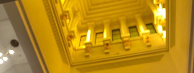 紫咲さんの壁紙画像