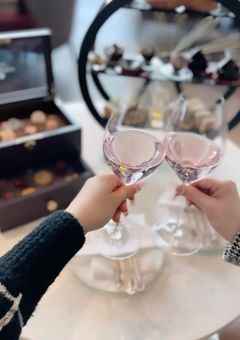 𝐒𝐭𝐚𝐫𝐥𝐢𝐠𝐡𝐭