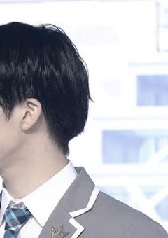  騒 が し い じ ぇ お の L I N E . 