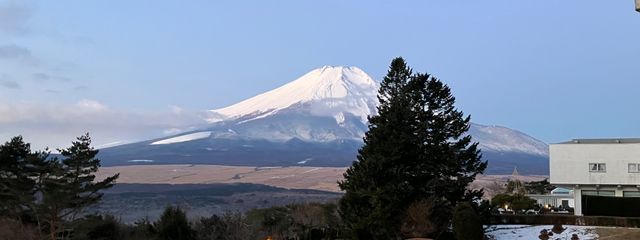 明依さんの壁紙画像