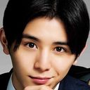 中学教師山田涼介