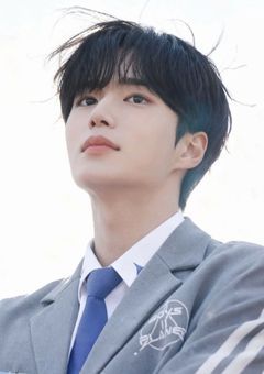 𝘍𝘰𝘭𝘭𝘰𝘸𝘪𝘯𝘨 𝘵𝘩𝘦 𝘛𝘩𝘳𝘦𝘢𝘥 𝘰𝘧 𝘍𝘢𝘵𝘦