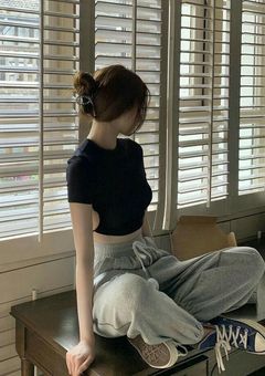 ㅤㅤㅤV l o g ．ㅤㅤㅤ