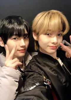 ♛︎ 誰よりも君を ♛︎