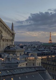 朝 が 来 る 前 に は  さ ぁ 、 帰 ろ う 。