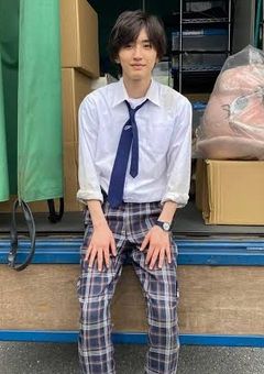 金 田 一 少 年 の 事 件 薄