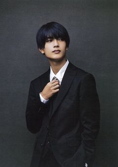 なんで目の前に？！