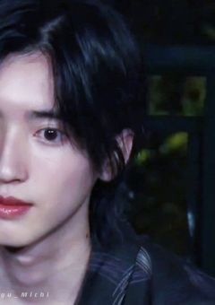  　薔薇には トゲを