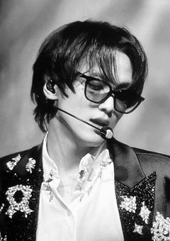 私の彼氏はホストです。