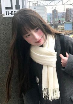 　　　　𝘙𝘐𝘚𝘌𝘓𝘠　𝘦𝘯𝘵𝘦𝘳𝘵𝘢𝘪𝘯𝘮𝘦𝘯𝘵　.　