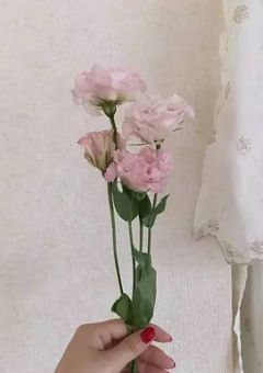 『匂わせ』ってやつ