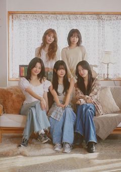 LE SSERAFIM 愛され