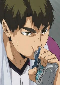 ❥ 烏野バレー部のマネージャー,牛島の妹らしいが.