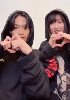 やまにこチャンネル開設🐊🦩