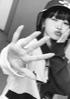  うちのマンネ、夜になるとドS化します