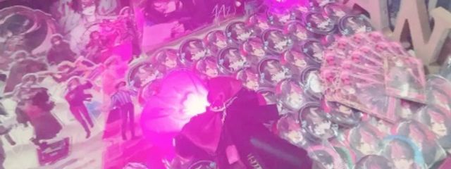   星 宮  @アンリズの女さんの壁紙画像