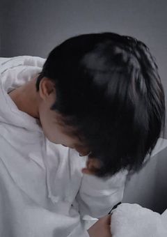 専属執事に 、 溺愛されてます 。