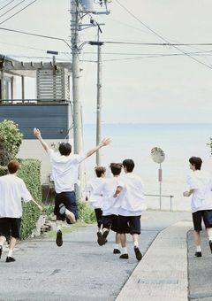 "One for all and all for 7"