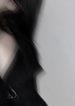 　人　間　不　審　