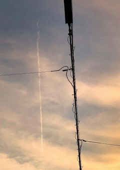 - ̗̀( ˘˙‎ࠔ˙˘) ̖́-