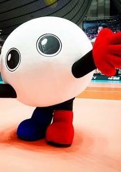 ↬ ❥ ピ ア ス 狂