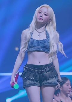 　　" 世界のスターは人殺し "　　